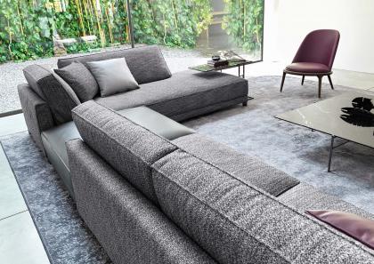 Weiches Design-Sofa Tommy kombiniert mit Ledersessel Kim – BertO