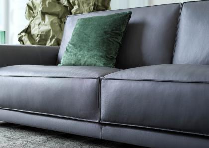 Sitzkissen des ergonomischen Ledersofas Tommy – BertO