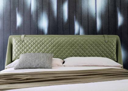 Kopfteil des modernen Luxus-Doppelbetts Chelsea aus grünem Leder - BertO