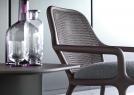 Rückendetail aus Wiener Strohgeflecht eleganter Sessel Patti Dark Oil - BertO