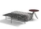 Couchtisch Riff mit Platte aus marmor Marinace Black, Triptychon mit Pouf und Circus - BertO