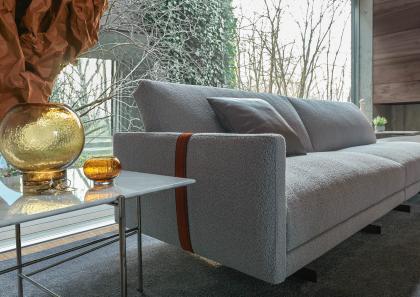 Ecksofa mit Puff aus orangefarbenem Gürtelboucle-Stoff - BertO