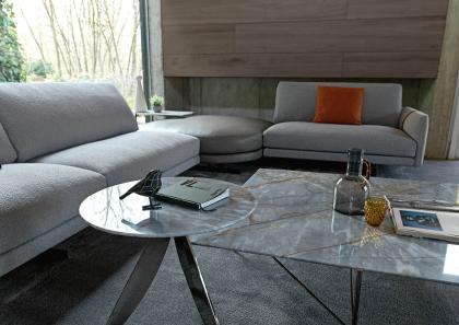 Rockaway Ecksofa mit Lederpouf - BertO