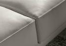 Detail der Sitzfläche des modulares Ecksofas Tommy - BertO