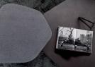 Moderne Couchtisch  Passenger mit top aus Lavastein und Nussbaum Canaletto | BertO