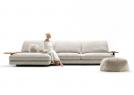 Design-Hocker Ziggy mit Sofa David - BertO