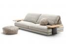 Design-Hocker Ziggy im Stoff mit Sofa David - BertO
