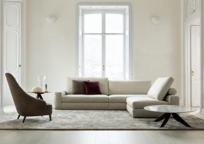 Sofa mit separater Chaise Longue - niedrigen und hohen Rückenlehnen