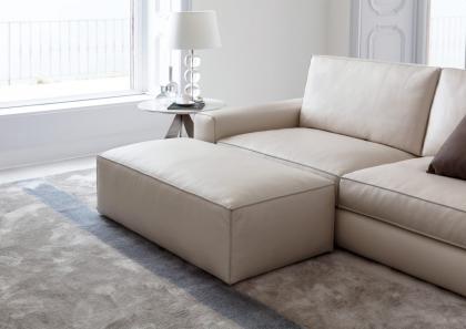 Joey Ledersofa mit Hocker - cm L.60 x T.120 x H.40 - BertO Salotti