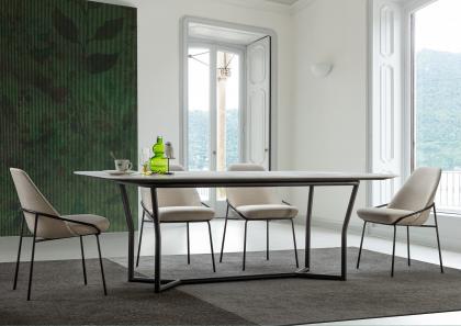 Moderner Designtisch CJ mit Carrara-Marmorplatte - BertO Salotti